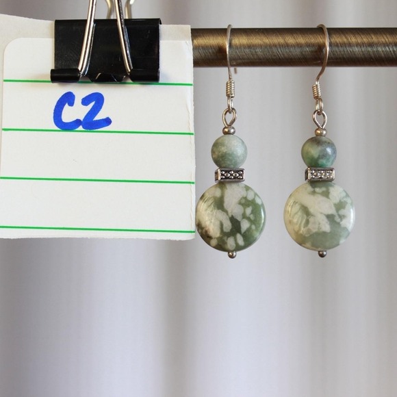 Handmade Green Agate Beaded Dangle Earrings Bohemian Forest Fairy Cottagecore - Picture 3 of 3